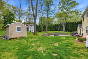 66 Maplewood Dr, East Greenwich, RI 02818 - Photo 5