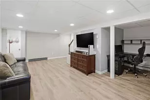 66 Maplewood Dr, East Greenwich, RI 02818 - Photo 49