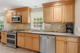66 Maplewood Dr, East Greenwich, RI 02818 - Photo 17
