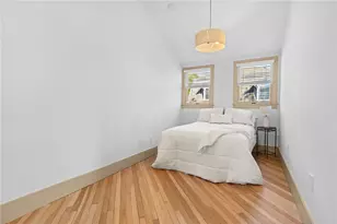 18 Barney St, Newport, RI 02840 - Photo 21