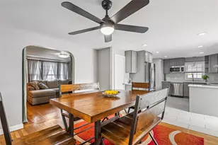 123 Scarborough Rd, Pawtucket, RI 02861 - Photo 9