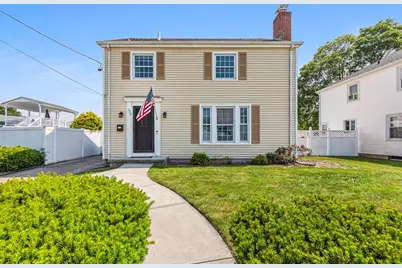 123 Scarborough Road, Pawtucket, RI 02861 - Photo 1