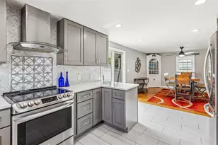 123 Scarborough Rd, Pawtucket, RI 02861 - Photo 7