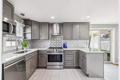 123 Scarborough Road, Pawtucket, RI 02861 - Photo 5