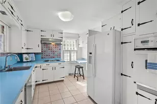 72 Ferry Ln, Barrington, RI 02806 - Photo 9