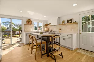 8 Monterey Dr, Bristol, RI 02809 - Photo 5