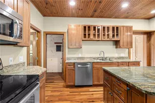 900 S Rd, East Greenwich, RI 02818 - Photo 17