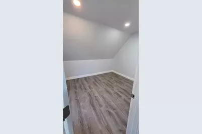 219 Lowell Avenue, Providence, RI 02909 - Photo 17