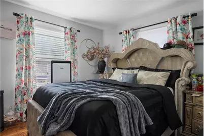 70 Brewster Street, Pawtucket, RI 02860 - Photo 5