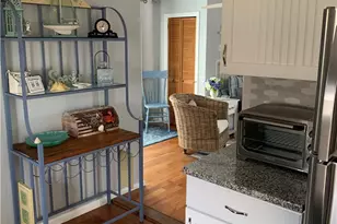 213 Ottawa Ave, Warwick, RI 02889 - Photo 5
