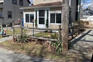 213 Ottawa Ave, Warwick, RI 02889 - Photo 1