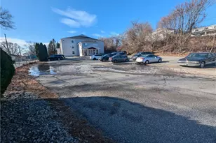 420 Woodward Rd, North Providence, RI 02904 - Photo 23