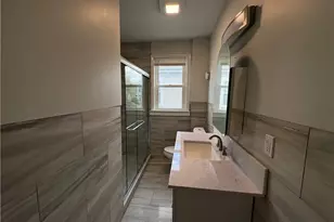 9 Apthorp Ave, Newport, RI 02840 - Photo 17