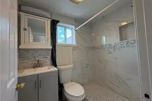 9 Apthorp Ave, Newport, RI 02840 - Photo 7