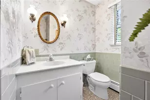272 Pine Hill Rd, South Kingstown, RI 02879 - Photo 15