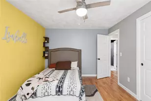 81 Allen Ave, Warwick, RI 02889 - Photo 17