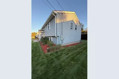 63 Capwell Avenue, Woonsocket, RI 02895 - Photo 9