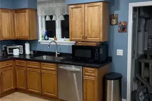 63 Capwell Ave, Woonsocket, RI 02895 - Photo 3