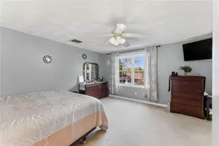 61 Metropolitan Ave, Cranston, RI 02920 - Photo 11