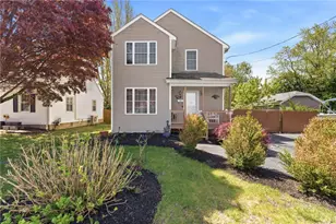 61 Metropolitan Ave, Cranston, RI 02920 - Photo 1