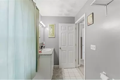 61 Metropolitan Avenue, Cranston, RI 02920 - Photo 17