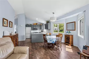 12 Heather Ln, Hopkinton, RI 02832 - Photo 5
