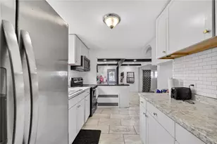 177 Cowesett Ave, West Warwick, RI 02893 - Photo 19