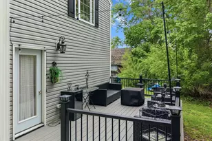 102 Sayles Ave, Warwick, RI 02889 - Photo 37
