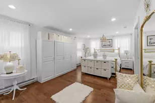102 Sayles Ave, Warwick, RI 02889 - Photo 31