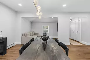 102 Sayles Ave, Warwick, RI 02889 - Photo 7