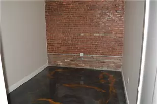 11 Peck St, Providence, RI 02903 - Photo 13