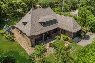 345 Highland Dr, Jamestown, RI 02835 - Photo 3