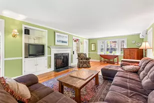 340 Newman Ave, East Providence, RI 02916 - Photo 9