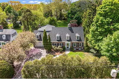 340 Newman Avenue, East Providence, RI 02916 - Photo 49