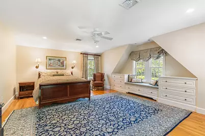 340 Newman Avenue, East Providence, RI 02916 - Photo 37