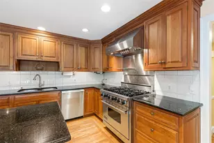 340 Newman Ave, East Providence, RI 02916 - Photo 13