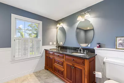 340 Newman Avenue, East Providence, RI 02916 - Photo 35