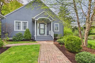 30 Forest Road W, Bristol, RI 02809 - Photo 3
