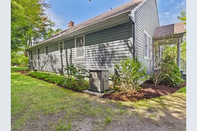 30 Forest Road W, Bristol, RI 02809 - Photo 15
