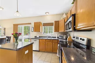 23 Beechwood Hollow, Hopkinton, RI 02808 - Photo 11