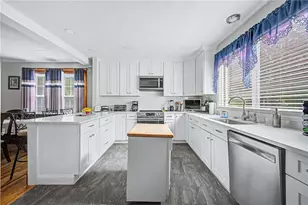 3288 Mendon Rd, Cumberland, RI 02864 - Photo 7