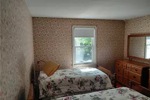 48 Jenks St, East Providence, RI 02914 - Photo 9