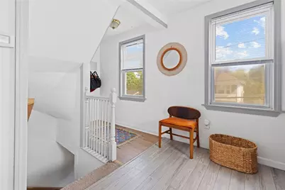 30 Sherwood Street, Providence, RI 02908 - Photo 15