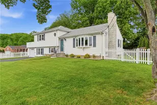35 Superior View Blvd, North Providence, RI 02911 - Photo 1
