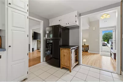 35 Superior View Boulevard, North Providence, RI 02911 - Photo 11