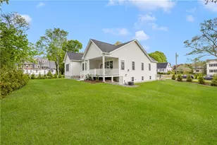 124 Oak St, South Kingstown, RI 02879 - Photo 1