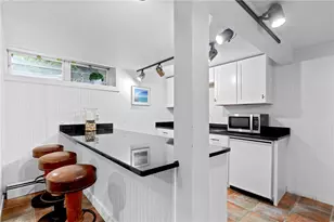 1 Harbor View Dr, Newport, RI 02840 - Photo 43