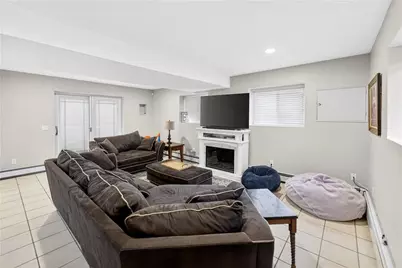 82 Mohawk Trail, Cranston, RI 02921 - Photo 15