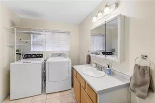 82 Mohawk Trail, Cranston, RI 02921 - Photo 11