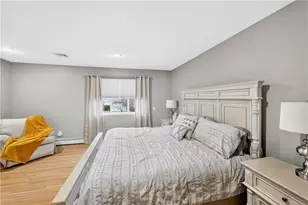 82 Mohawk Trail, Cranston, RI 02921 - Photo 9